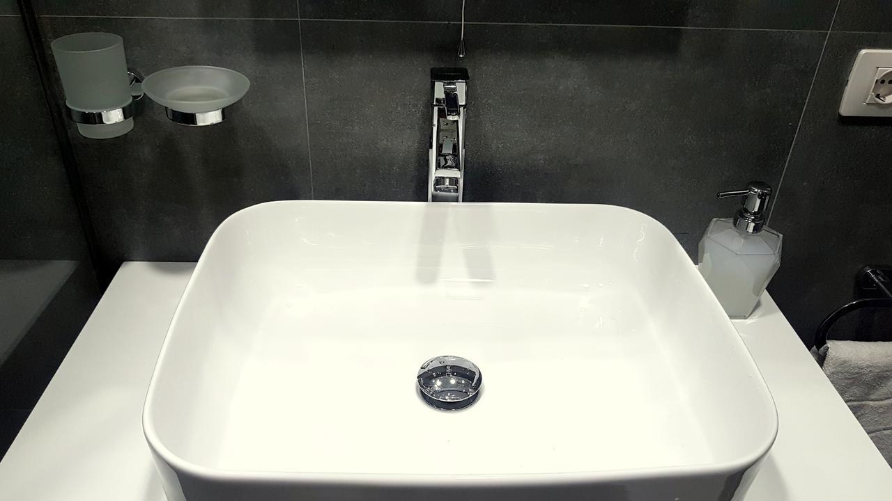 Fleur Apartment Тирана Экстерьер фото